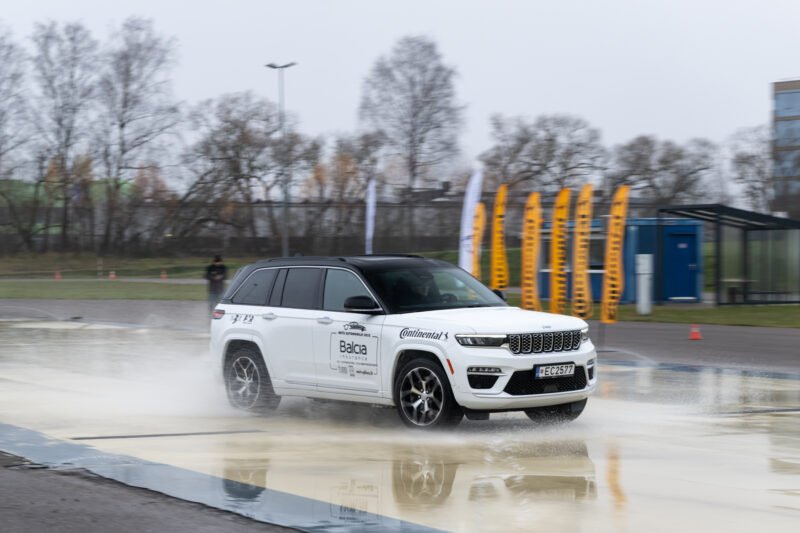 Metų automobilis 2025