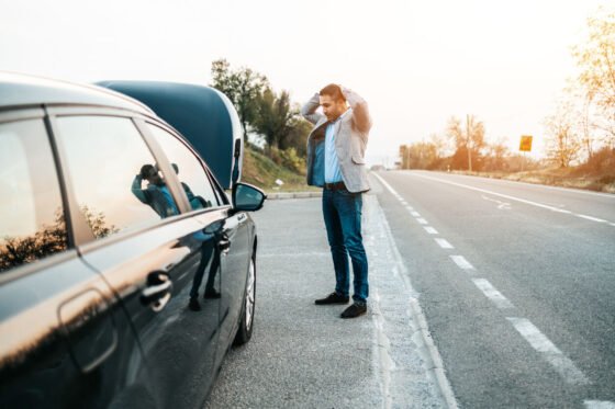 Automobilio gedimas kelyje