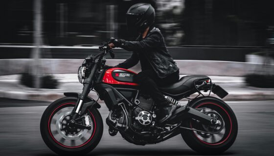 Eismo įvykiai keliuose