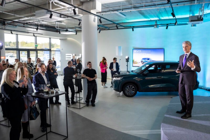 BYD salonas